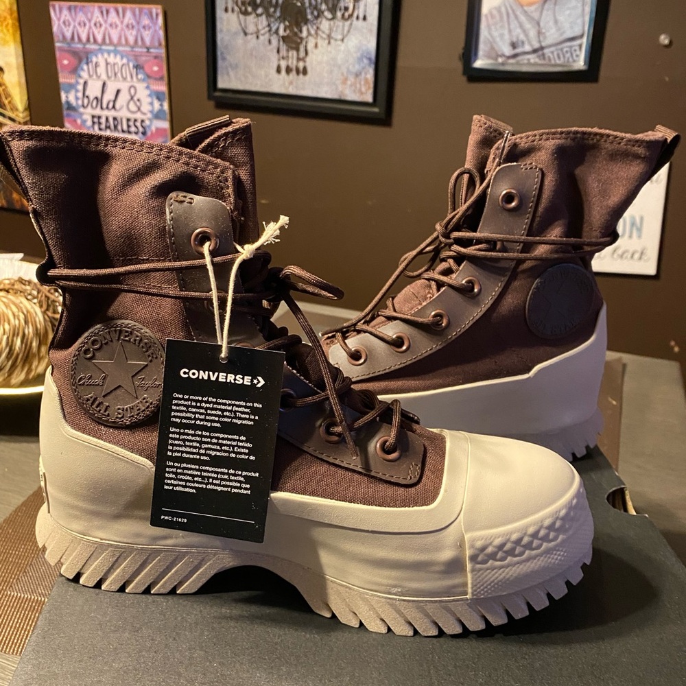 Converse Chuck Taylor Lugeed Counter Climate Boots